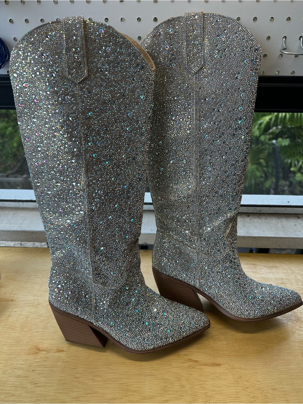 Women’s Sparkle Western Boots - Silver